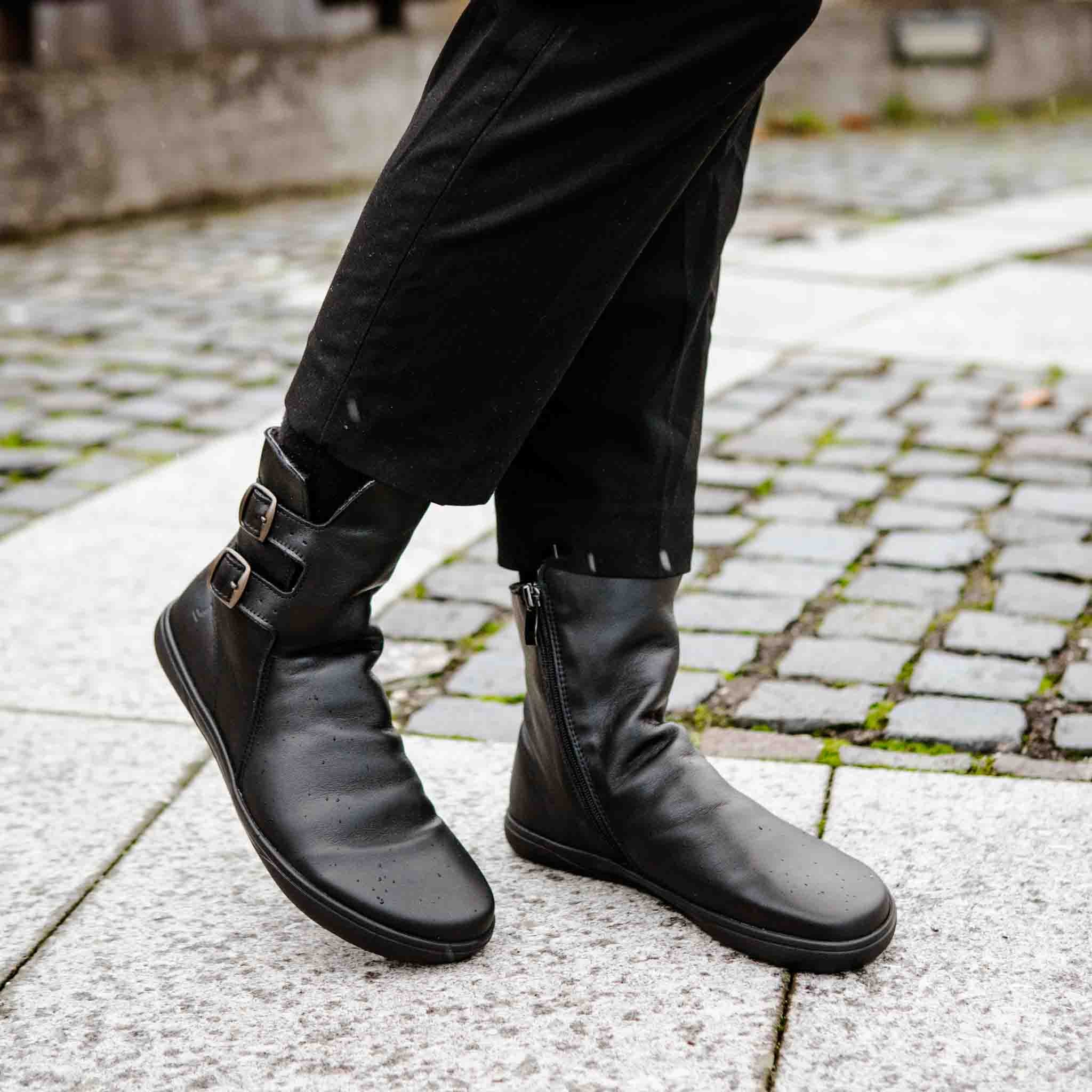 Barfuß Buckle Black