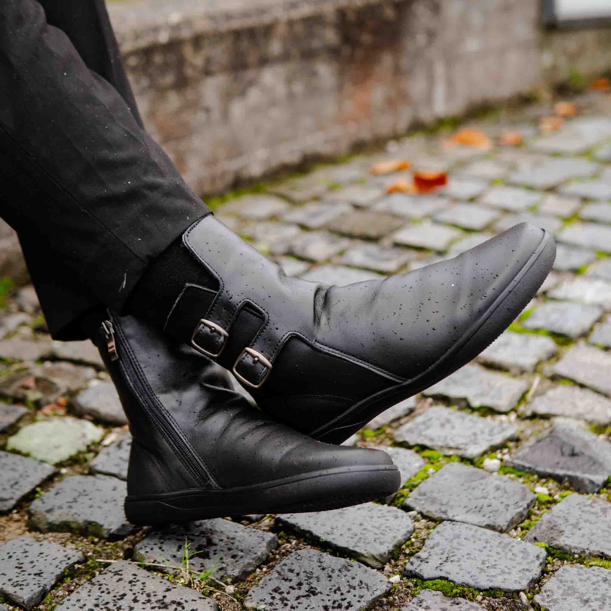 Barfuß Buckle Black