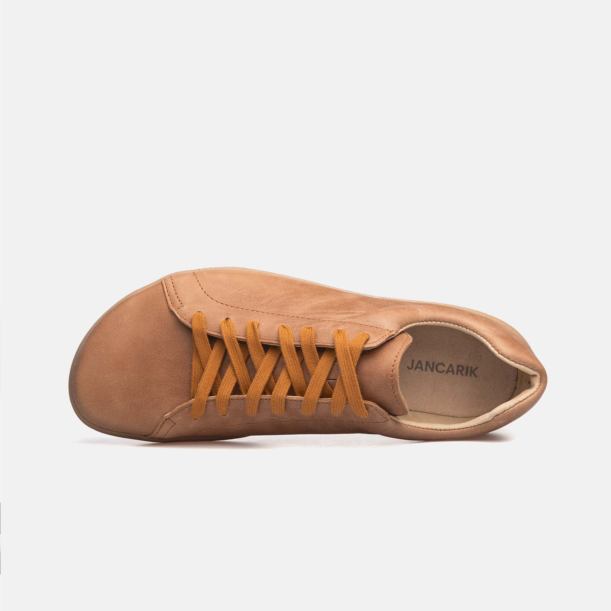 Barefoot Tommy Date/Gum