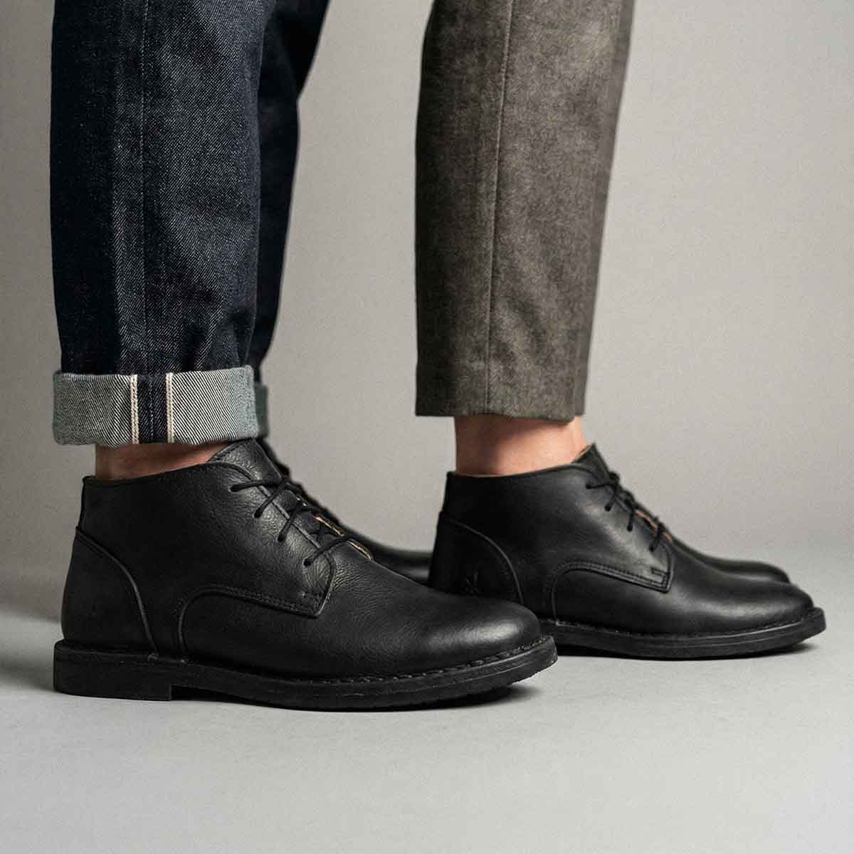 Derby Mid Schwarz